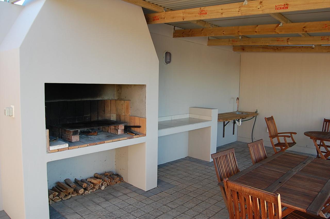 Longacre Olive & Vineyard Estate Guest House Langebaan Exterior foto